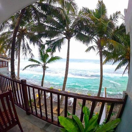 Asa Bay Beach Resort تالب المظهر الخارجي الصورة